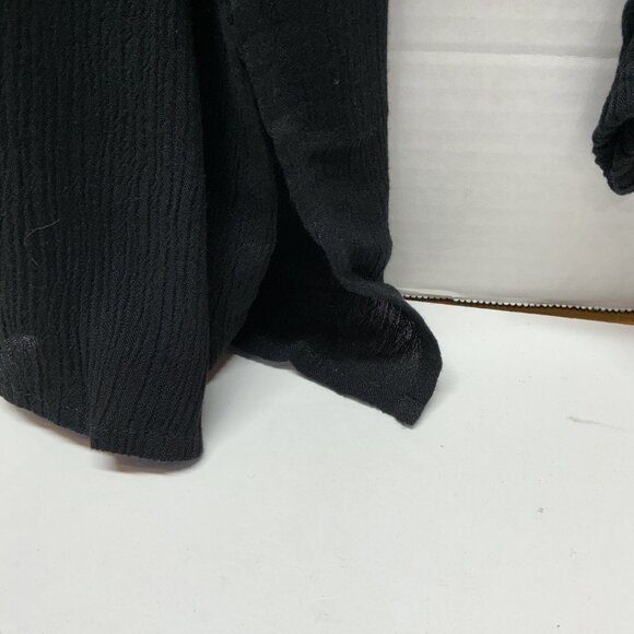 Large Peasant Top Embroidered Details Black/White NWT Susan Graver - Picture 4 of 10